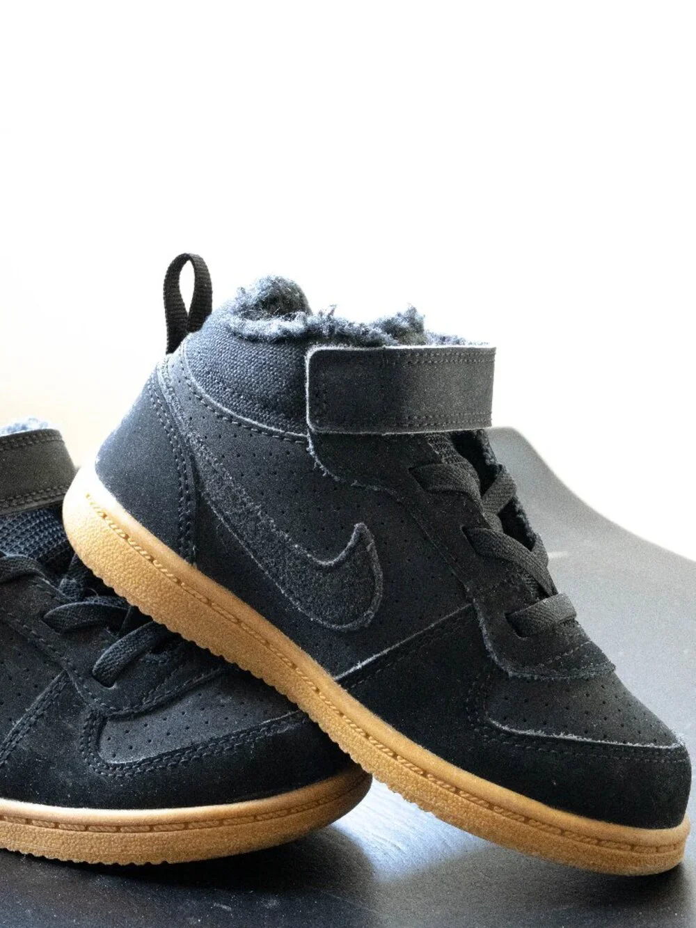 Nike pair kid